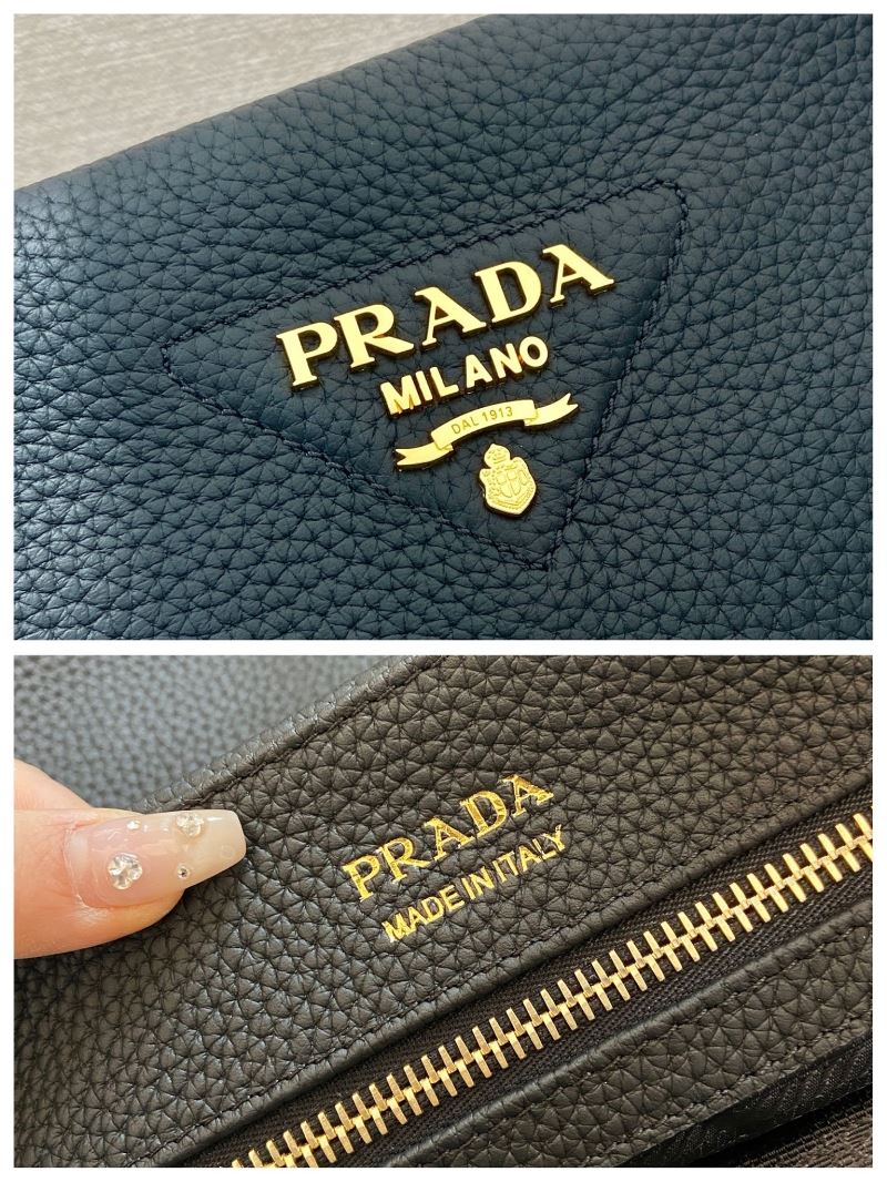 Pra*a tote bags
